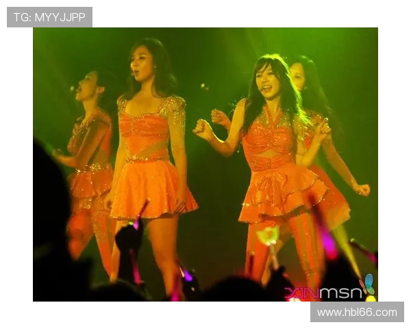 探寻韩国女性的多元魅力：从荧屏到现实的深度解读